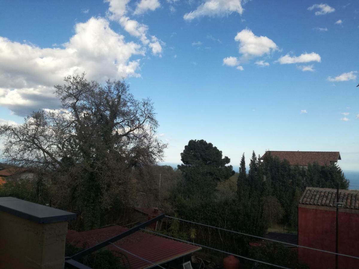Casa Vacanza Petrulli Zafferana Etnea Bagian luar foto